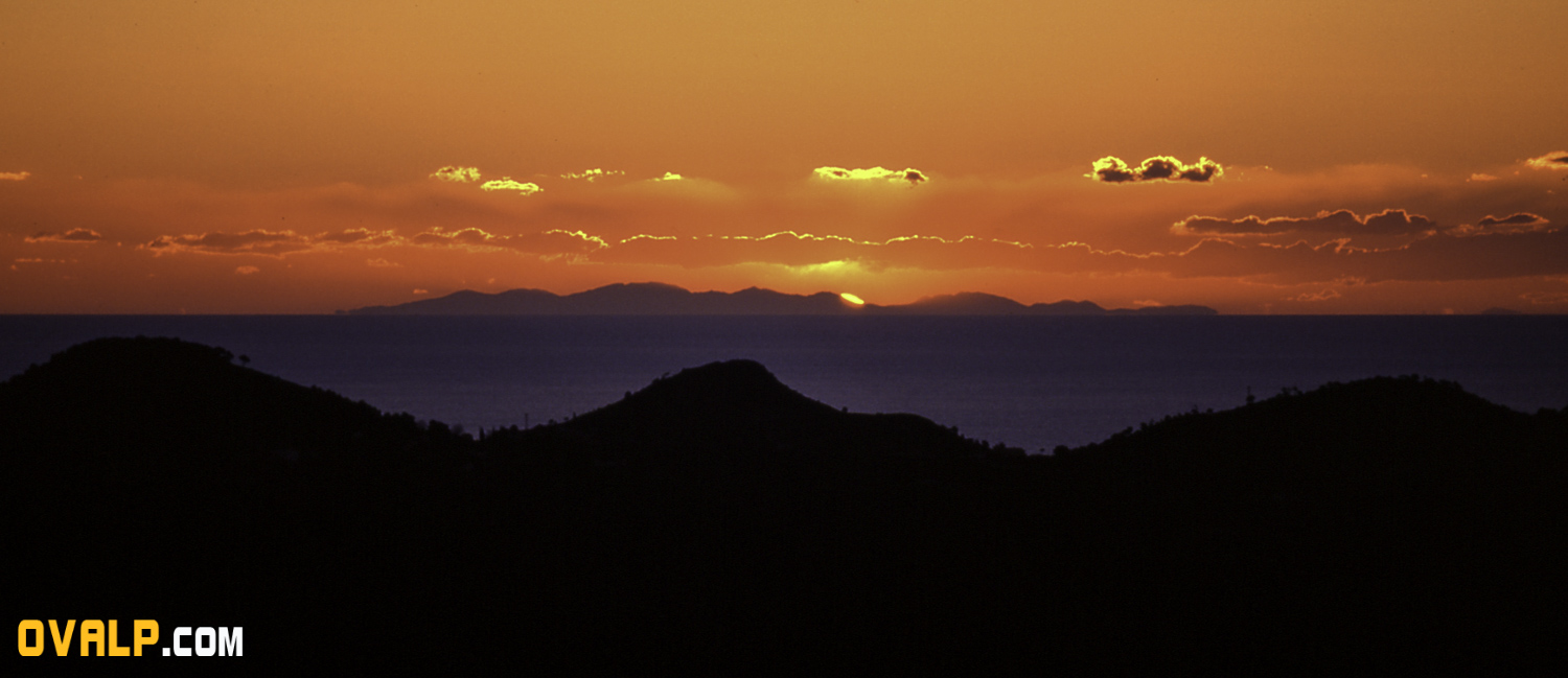Sun Rise Corse Vue Du Continent 2