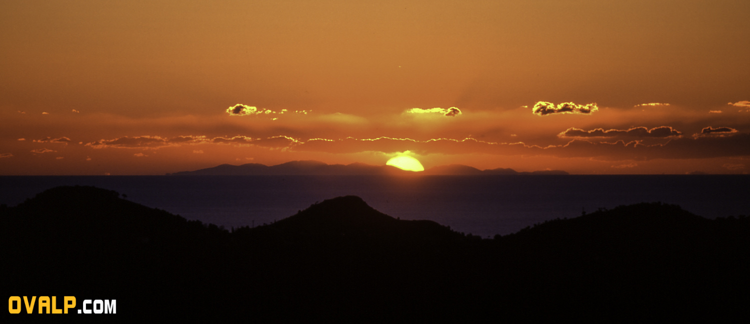 Sun Rise Corse Vue Du Continent 3
