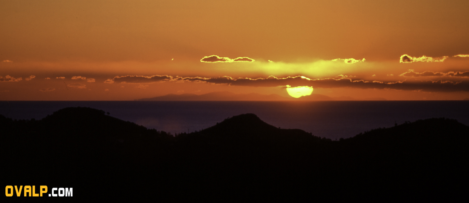 Sun Rise Corse Vue Du Continent 4