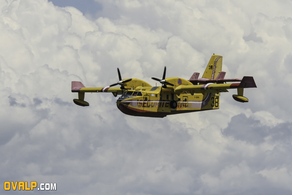 Canadair Cl 415 26
