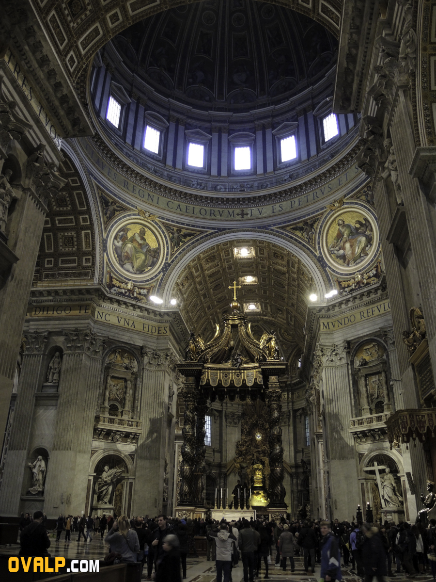 Basilique Saint Pierre / Saint Peter's basilica