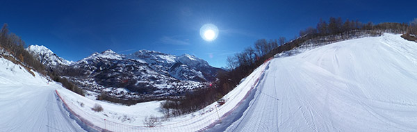 Station Ski Pelvoux Vallouise piste les Essards alt 1400