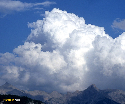 Cumulus Congestus Alpes